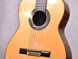 Đàn Guitar Classical YAMAHA GC-5